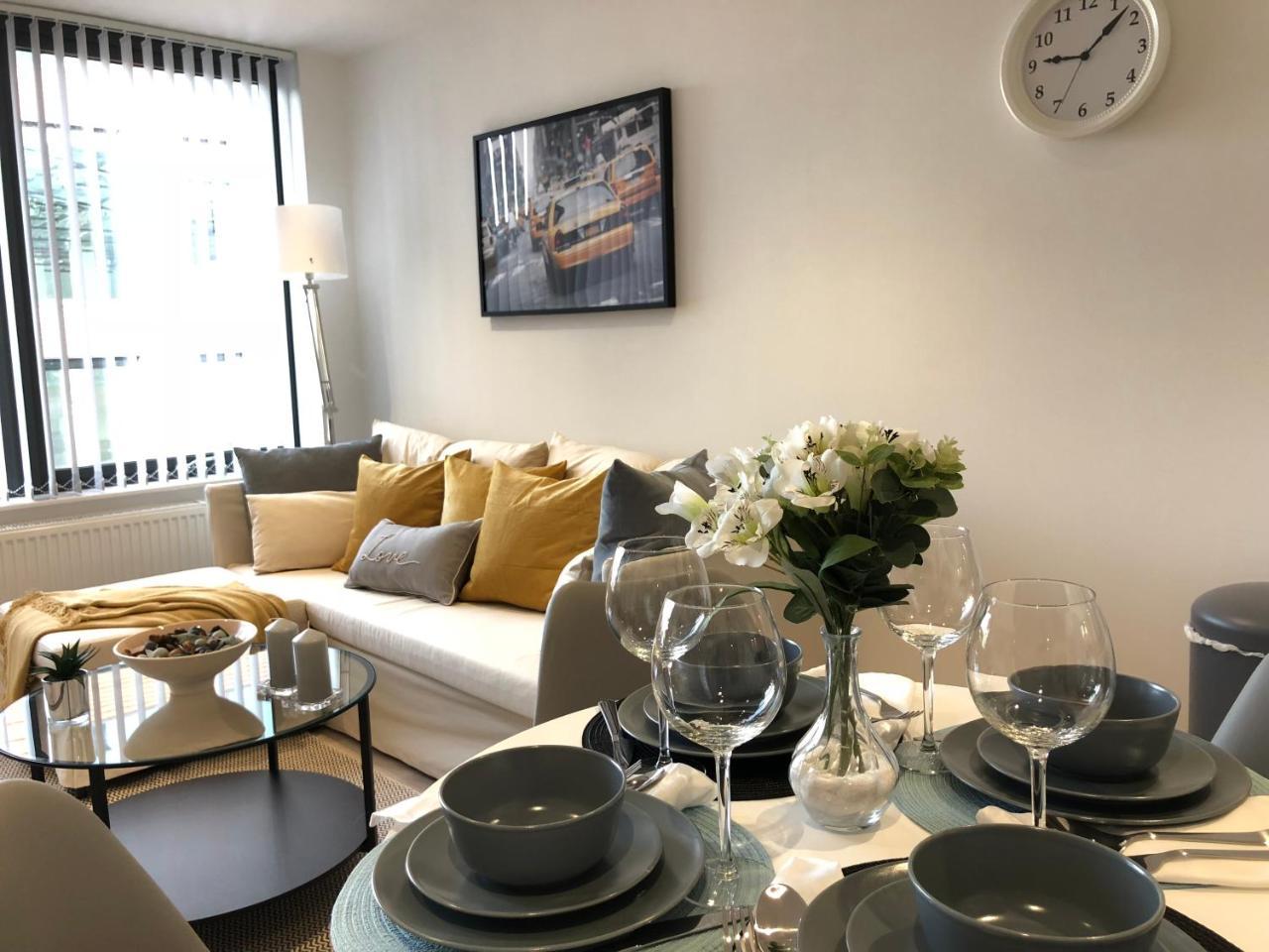 Boutique Collection In Reading By Creatick Apartment Exterior foto
